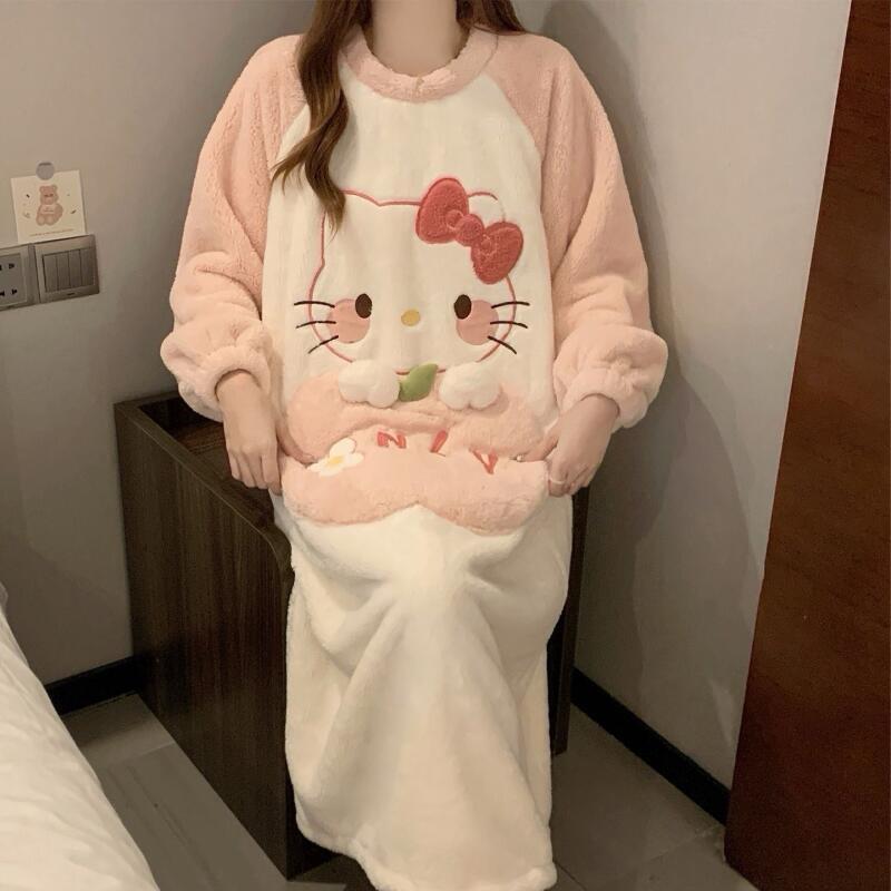 Winter Nightgown Hello Kitty W - مراجعة Summer Clothes وسعره